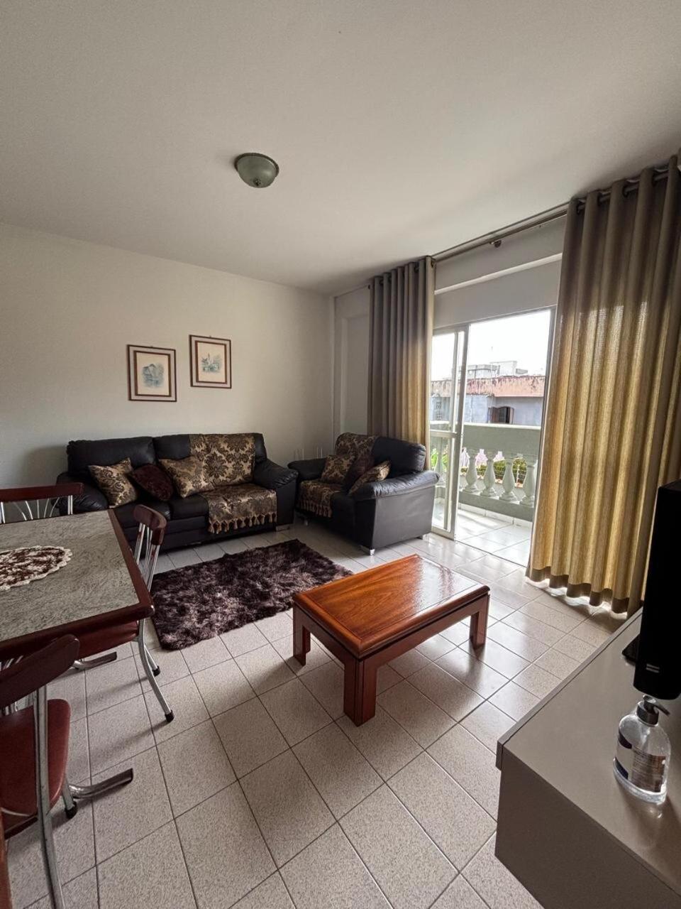 Aconchegante No Centro De Apartamento *
